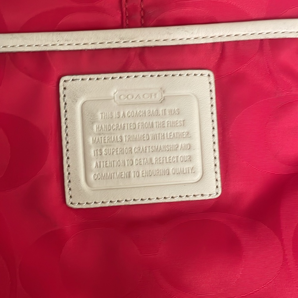 Coach rare satchel Red color. - Picture 5 of 6